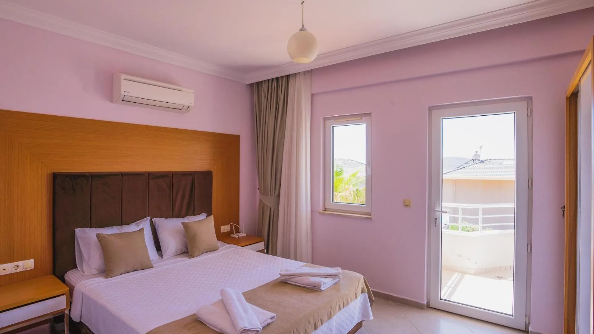 Fethiye Ovacikta 3+1 Oezel Havuzlu Villa Royal 15