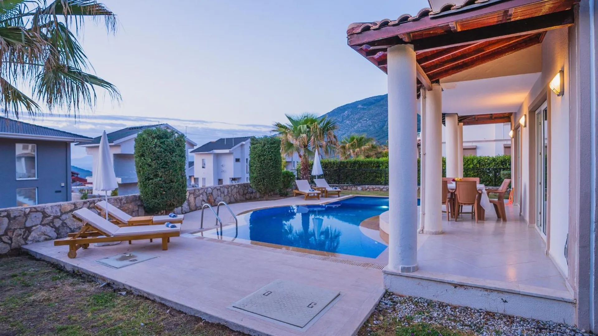 Fethiye Ovacikta 3+1 Oezel Havuzlu Villa Royal 15 Turquia