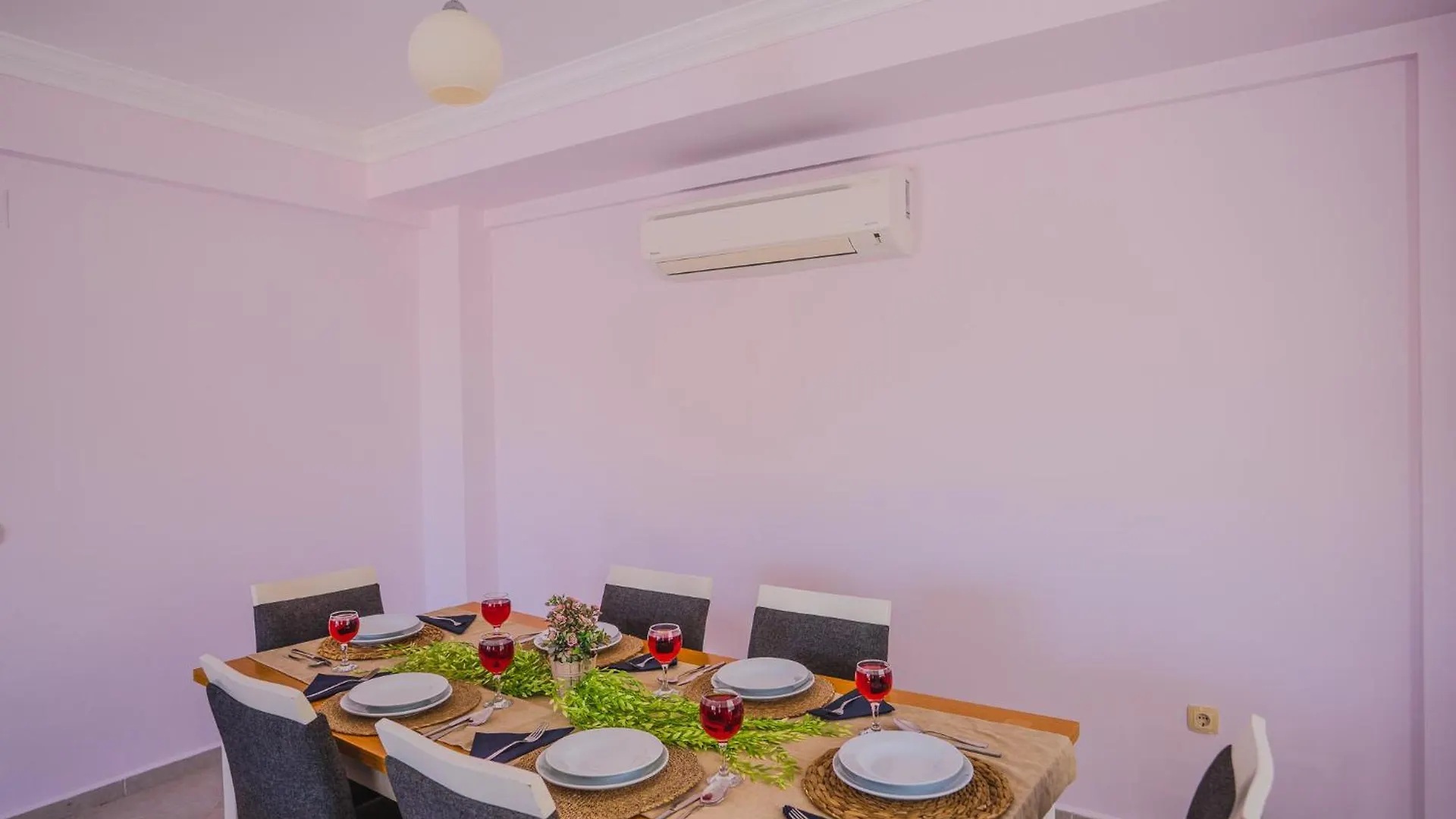 Fethiye Ovacikta 3+1 Oezel Havuzlu Villa Royal 15