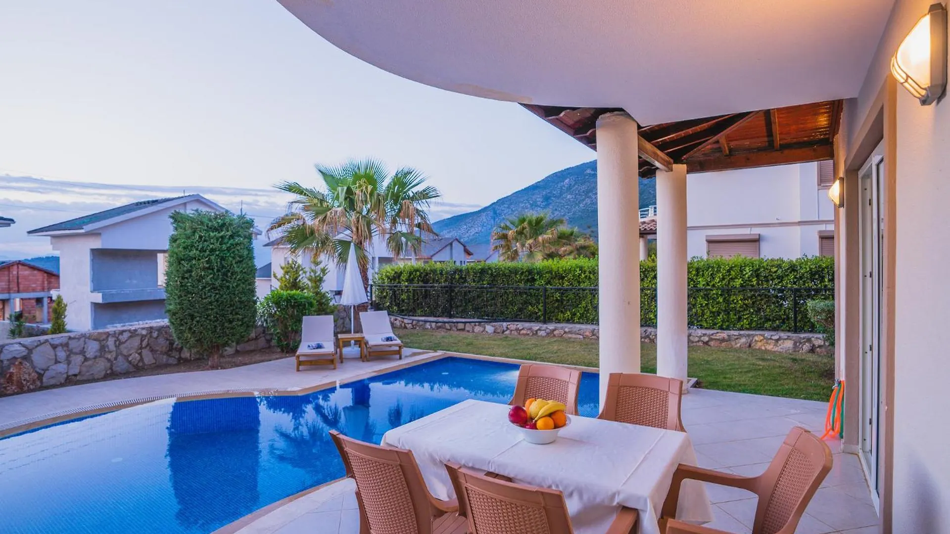 Fethiye Ovacikta 3+1 Oezel Havuzlu Villa Royal 15 Turquia