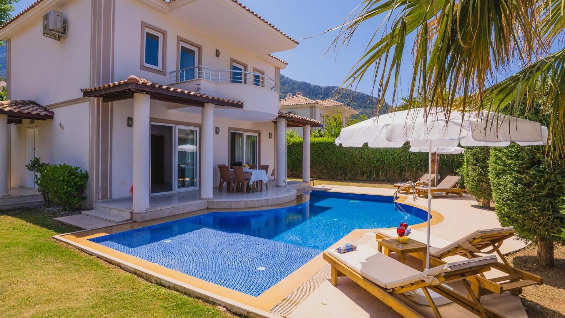 Fethiye Ovacikta 3+1 Oezel Havuzlu Villa Royal 15