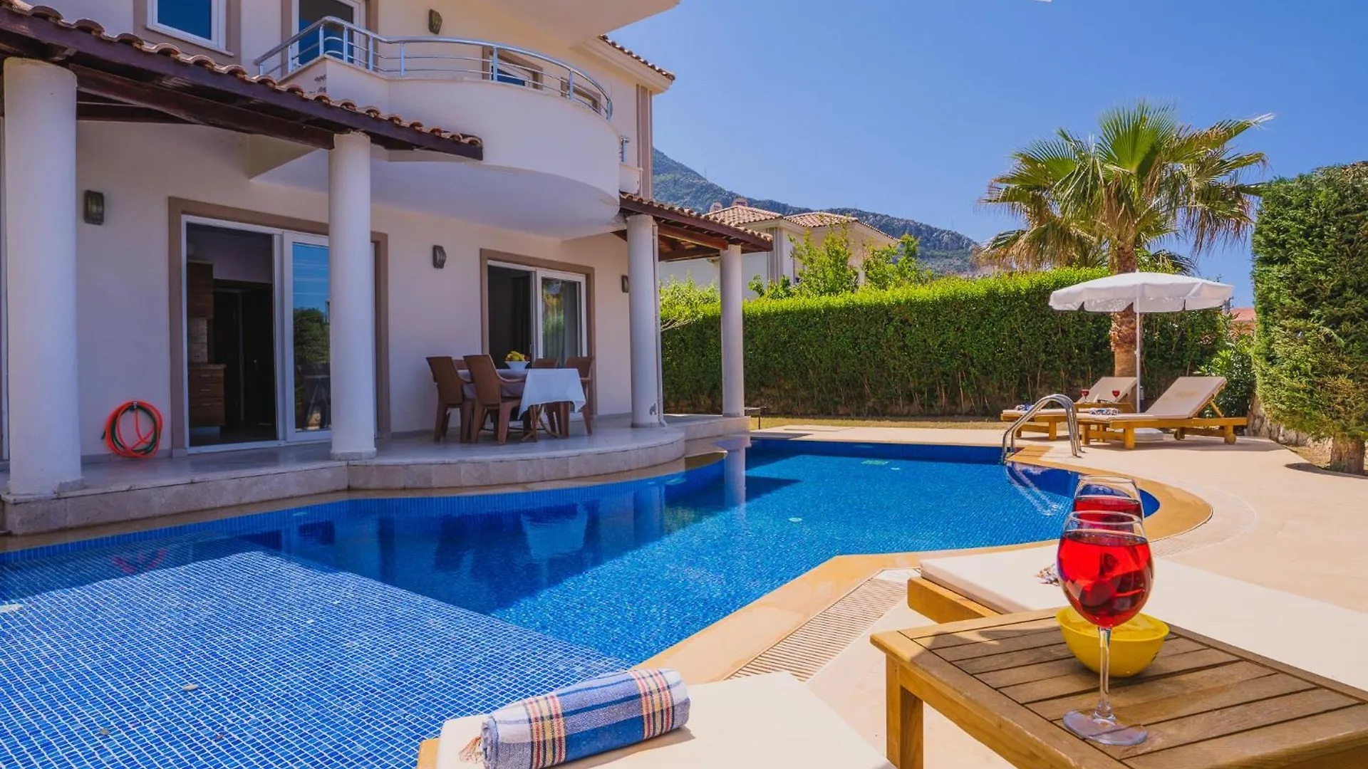 Fethiye Ovacikta 3+1 Oezel Havuzlu Villa Royal 15 0*,  Turquia