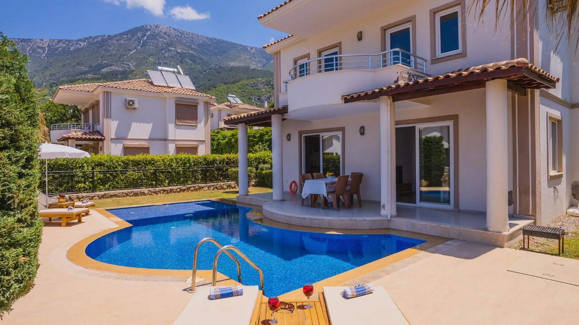 Fethiye Ovacikta 3+1 Oezel Havuzlu Villa Royal 15 0*,