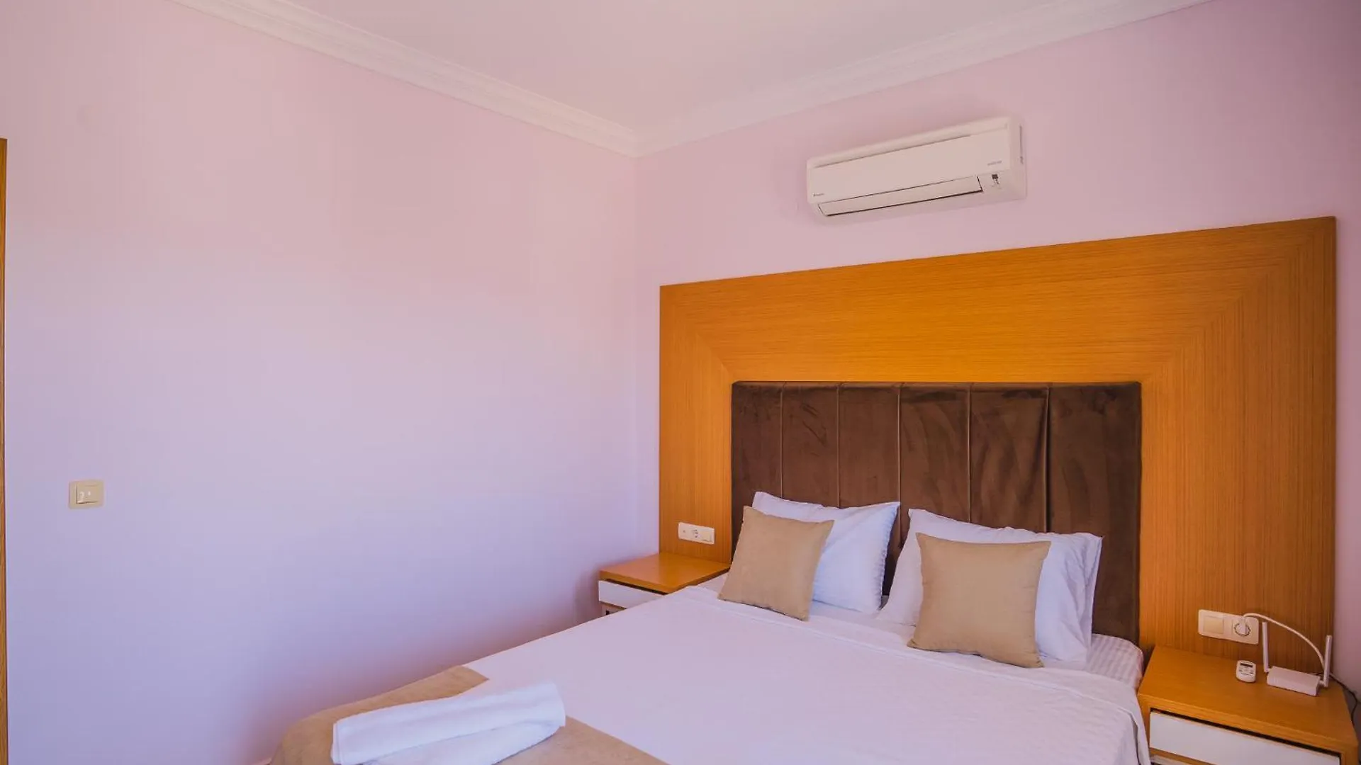 Fethiye Ovacikta 3+1 Oezel Havuzlu Villa Royal 15 0*,  Turquia